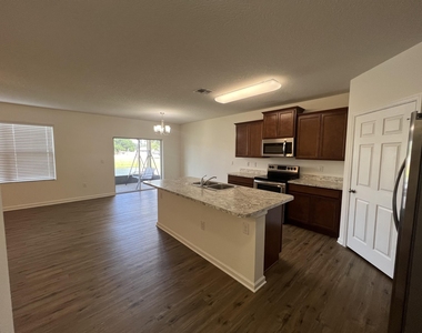 1110 Newton Circle - Photo Thumbnail 5