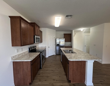1110 Newton Circle - Photo Thumbnail 4