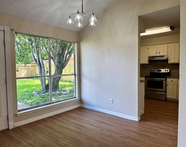 4206 Sequoia Street - Photo Thumbnail 4