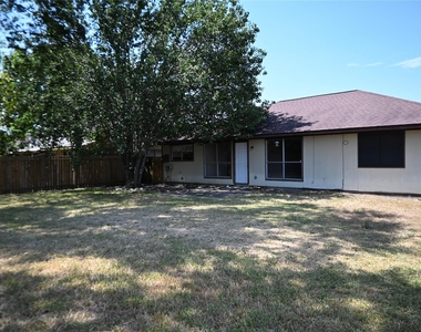 4206 Sequoia Street - Photo Thumbnail 18