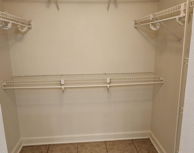 3133 Cauthen Creek Drive - Photo Thumbnail 12