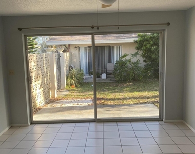1558 Guava Avenue - Photo Thumbnail 1
