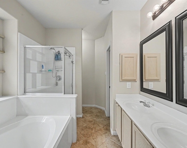 11318 Twain Drive - Photo Thumbnail 12