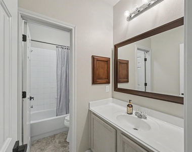 11318 Twain Drive - Photo Thumbnail 16