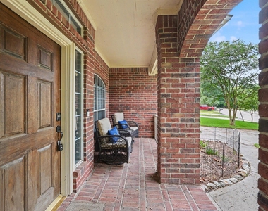11318 Twain Drive - Photo Thumbnail 1