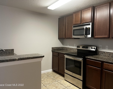4127 Meander Place - Photo Thumbnail 2