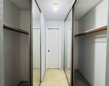 12908 Leader Street - Photo Thumbnail 9