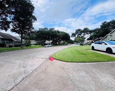 12908 Leader Street - Photo Thumbnail 15