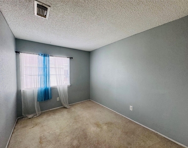 12908 Leader Street - Photo Thumbnail 10