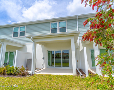 5115 Inspire Lane - Photo Thumbnail 2