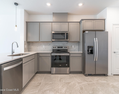 5115 Inspire Lane - Photo Thumbnail 7