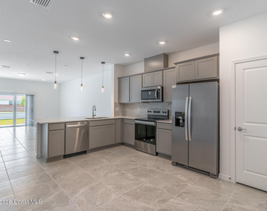5115 Inspire Lane - Photo Thumbnail 6