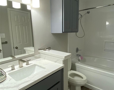 2300 Old Spanish Trail - Photo Thumbnail 11