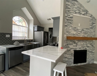 2300 Old Spanish Trail - Photo Thumbnail 5