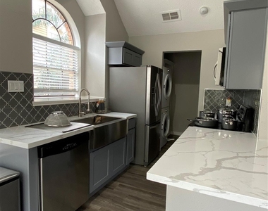 2300 Old Spanish Trail - Photo Thumbnail 14
