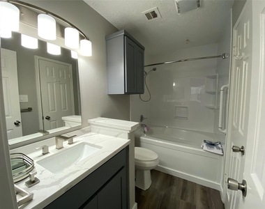 2300 Old Spanish Trail - Photo Thumbnail 17