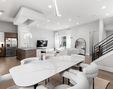 1617 Wheeler Street - Photo Thumbnail 6