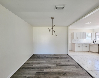1311 Jefferson - Photo Thumbnail 10