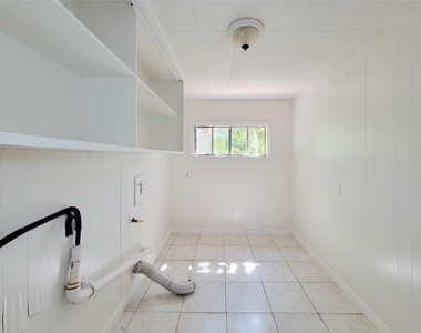 1311 Jefferson - Photo Thumbnail 17