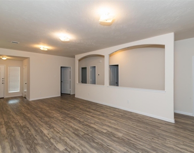 10338 Sunset Glow Avenue - Photo Thumbnail 3