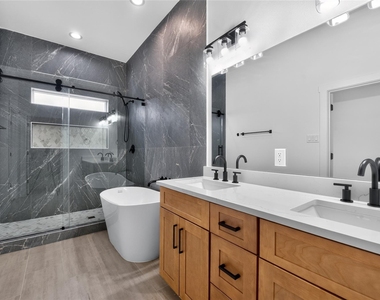 3537 Amos Street - Photo Thumbnail 5