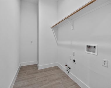 3537 Amos Street - Photo Thumbnail 28