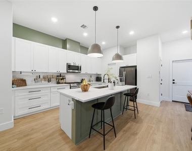 5218 San Juan Street - Photo Thumbnail 6