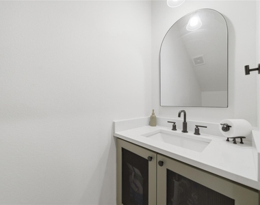 5218 San Juan Street - Photo Thumbnail 13