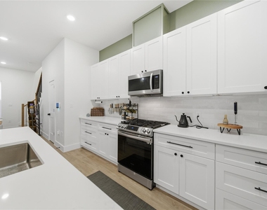 5218 San Juan Street - Photo Thumbnail 12