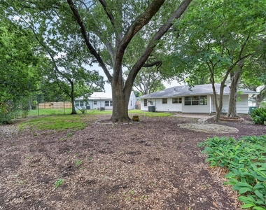 4106 Woodshire Street - Photo Thumbnail 31