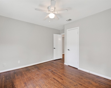 4106 Woodshire Street - Photo Thumbnail 26