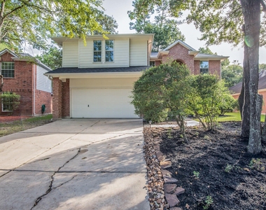 18 Bowie Bend Court - Photo Thumbnail 2