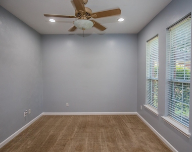 18 Bowie Bend Court - Photo Thumbnail 9