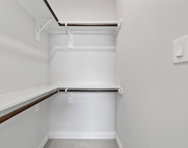 3127 Leeland Street - Photo Thumbnail 33