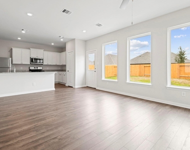 21627 Lotus Elm Street - Photo Thumbnail 4