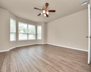 24711 Malca Manor Drive - Photo Thumbnail 22