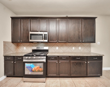 24711 Malca Manor Drive - Photo Thumbnail 13