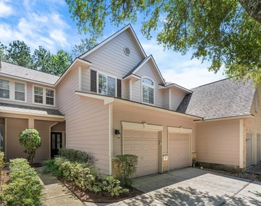 97 E Greenhill Terrace Place - Photo Thumbnail 2