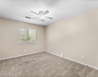 97 E Greenhill Terrace Place - Photo Thumbnail 13