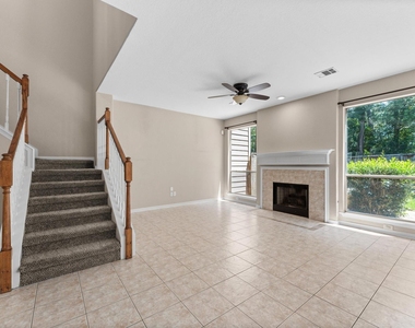97 E Greenhill Terrace Place - Photo Thumbnail 7