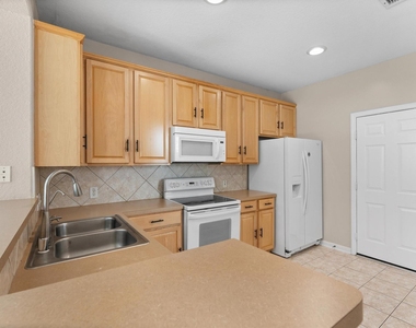 97 E Greenhill Terrace Place - Photo Thumbnail 12