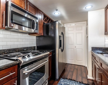 3525 Sage Road - Photo Thumbnail 7