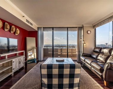 3525 Sage Road - Photo Thumbnail 1