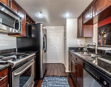 3525 Sage Road - Photo Thumbnail 6
