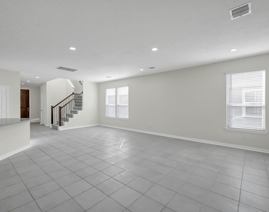 41699 Sorrel Spring Lane - Photo Thumbnail 11