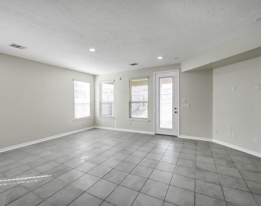 41699 Sorrel Spring Lane - Photo Thumbnail 10
