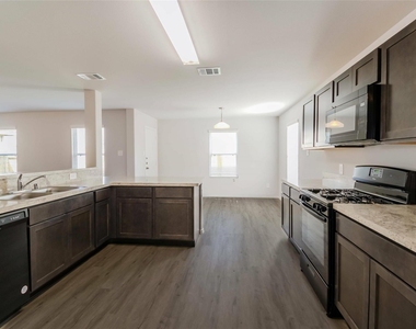 4939 Banyan Tree Trail - Photo Thumbnail 1