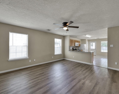 3626 Garrison Run Drive - Photo Thumbnail 6