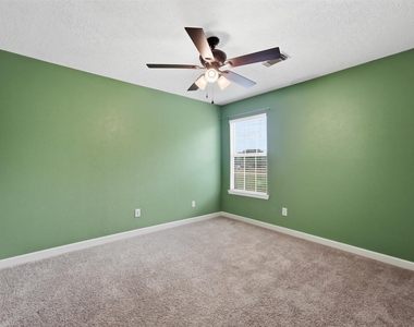 818 Heather Park Court - Photo Thumbnail 23