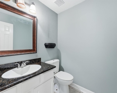 818 Heather Park Court - Photo Thumbnail 14